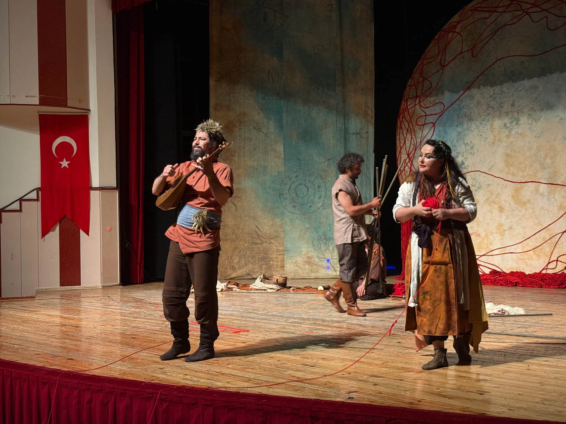 TOKAT BELEDİYESİ 1. TİYATRO FESTİVALİ SANATSEVERLERDEN TAM NOT ALDI - Görsel 7