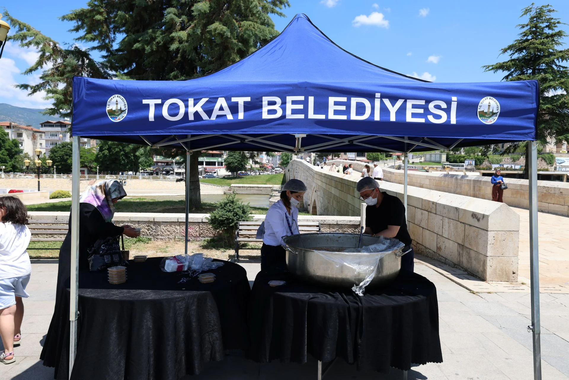 TOKAT BELEDİYESİNDEN 12 BİN KİŞİLİK AŞURE İKRAMI - Görsel 10