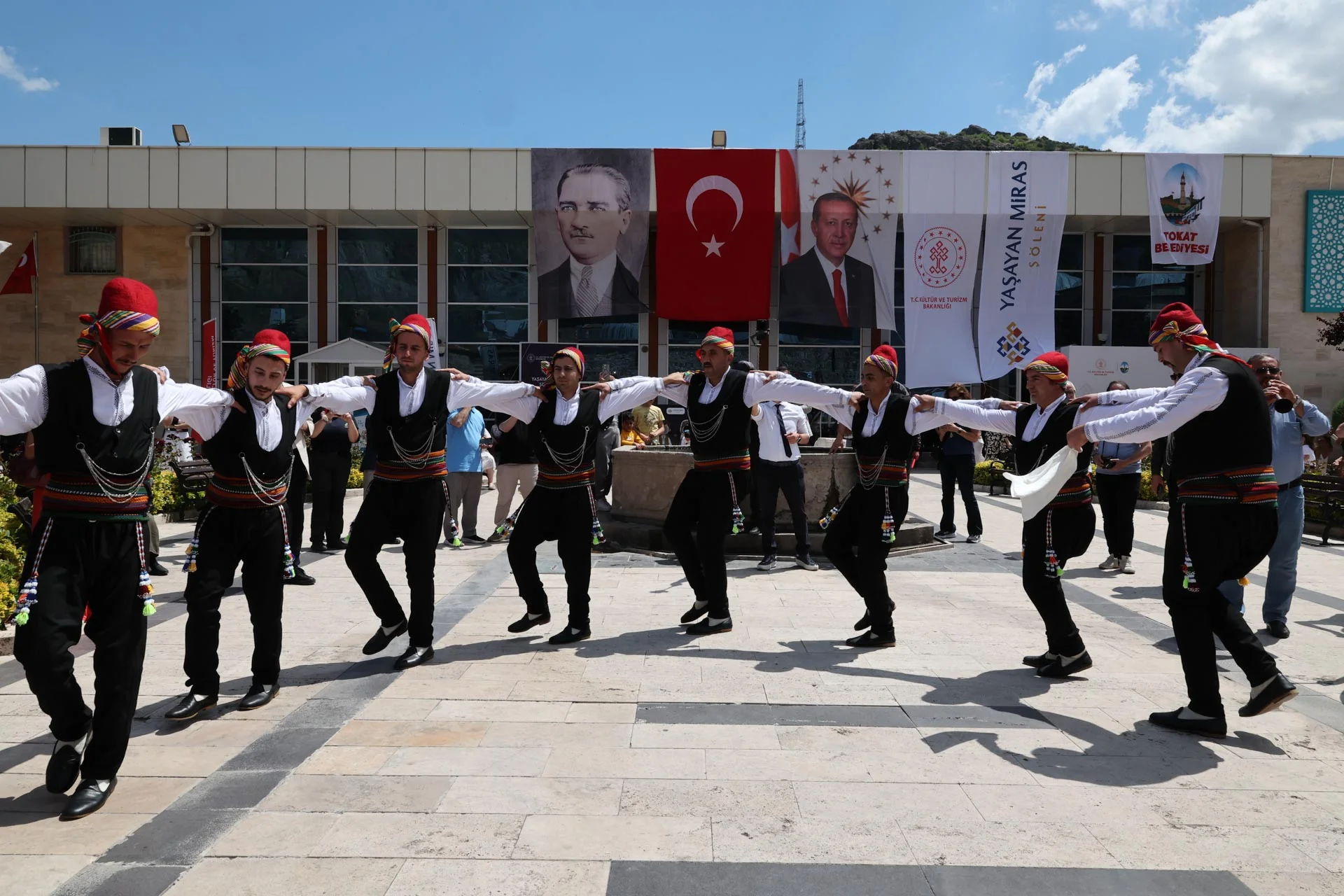 TOKAT YAŞAYAN MİRAS ŞÖLENİ TÜM COŞKUSUYLA BAŞLADI - Görsel 6
