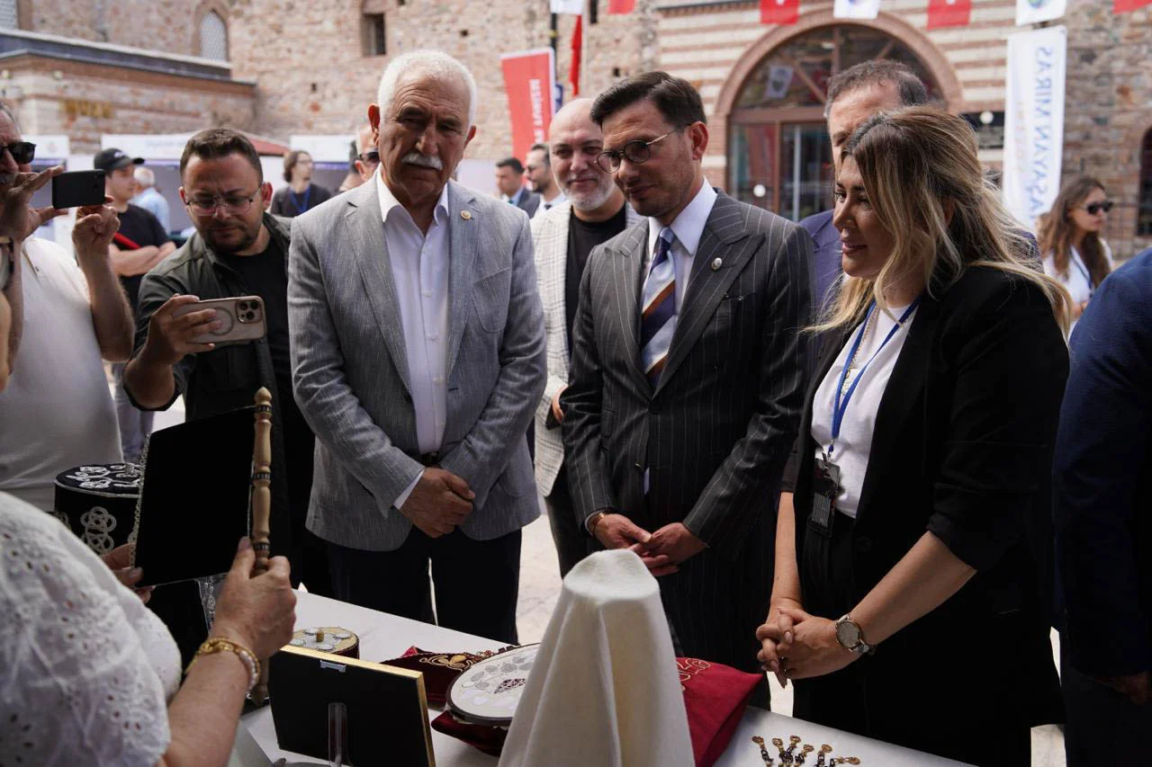 SANATSEVERLERİN YOĞUN İLGİ GÖSTERDİĞİ TOKAT YAŞAYAN MİRAS ŞÖLENİ SONA ERDİ - Görsel 11