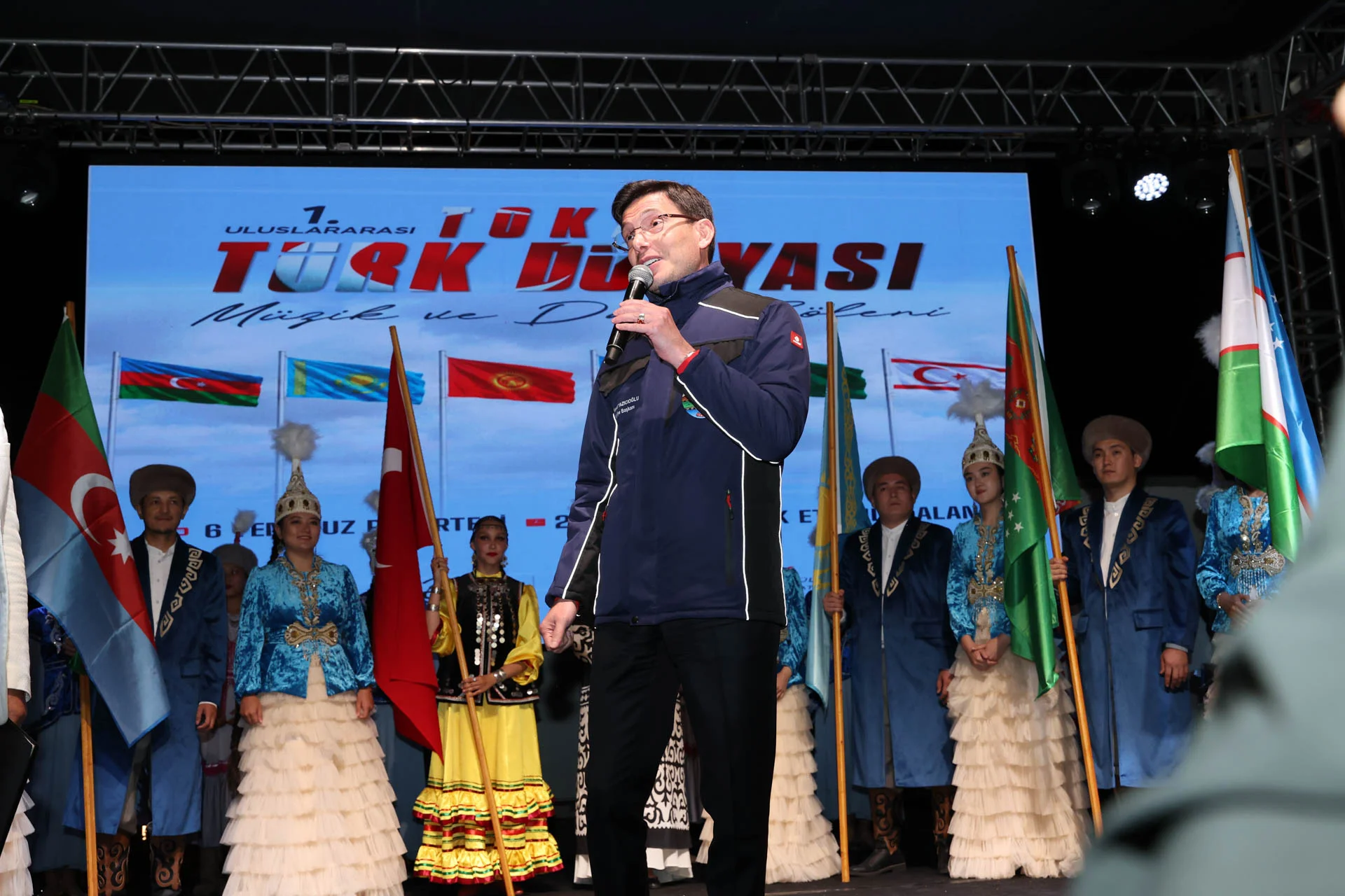 1. ULUSLARARASI TOKAT TÜRK DÜNYASI MÜZİK VE DANS ŞÖLENİ GERÇEKLEŞTİRİLDİ - Görsel 14