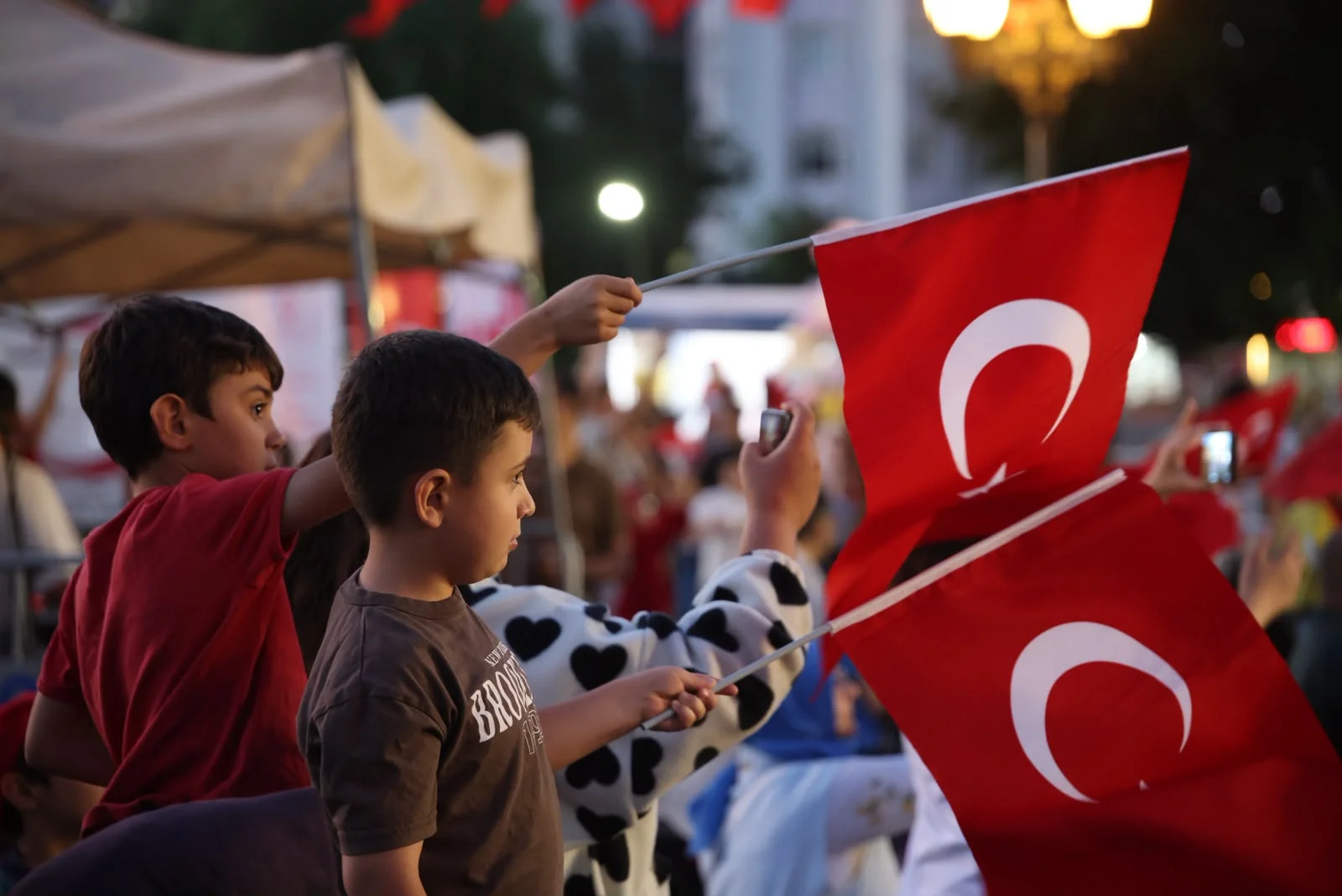 BAŞKAN YAZICIOĞLU: "15 TEMMUZ, MİLLETİMİZİN CESARET VE KARARLILIKLA YAZDIĞI DESTANDIR" - Görsel 12