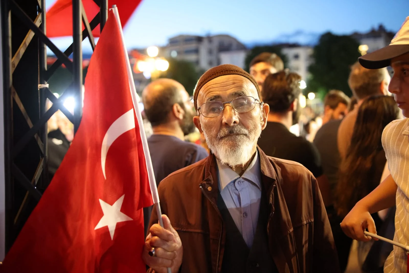 BAŞKAN YAZICIOĞLU: "15 TEMMUZ, MİLLETİMİZİN CESARET VE KARARLILIKLA YAZDIĞI DESTANDIR" - Görsel 16