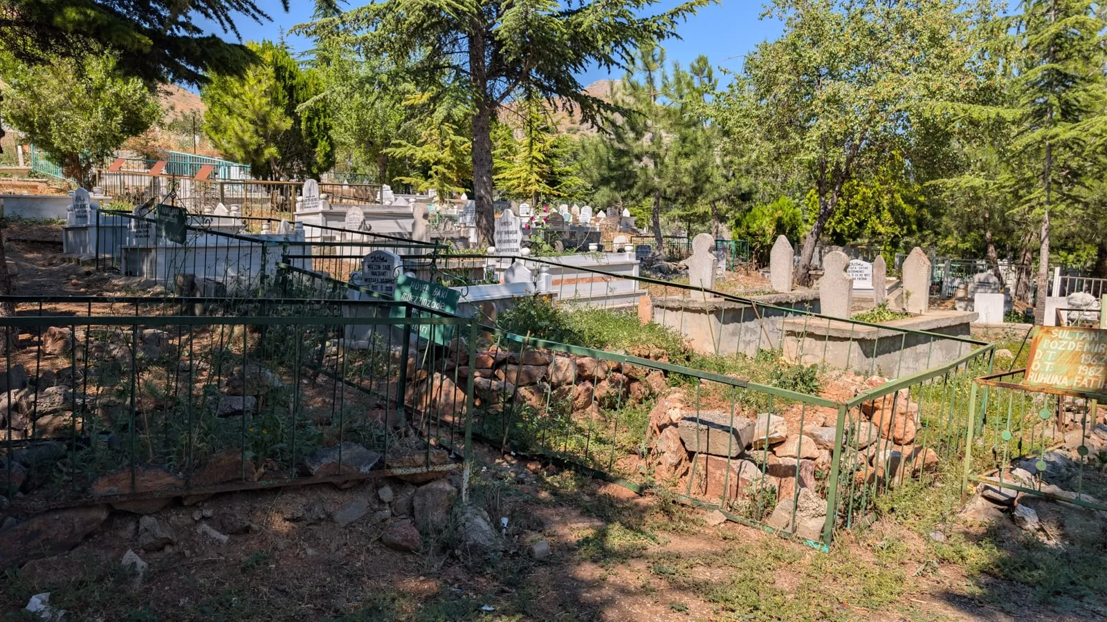 TOKAT BELEDİYESİ'NDEN MEZARLIKLARDA DÜZENLEME ÇAĞRISI - Görsel 6