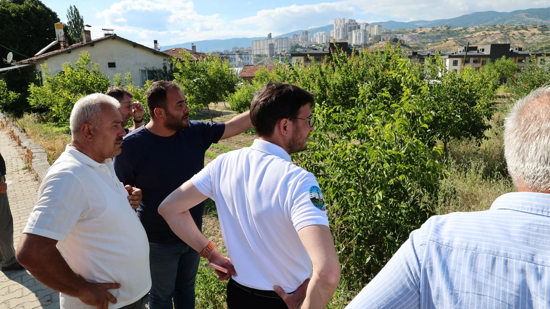 BAŞKAN YAZICIOĞLU ESENTEPE VE DOĞUKENT MAHALLELERİNDE VATANDAŞLARLA BULUŞTU - Görsel 13