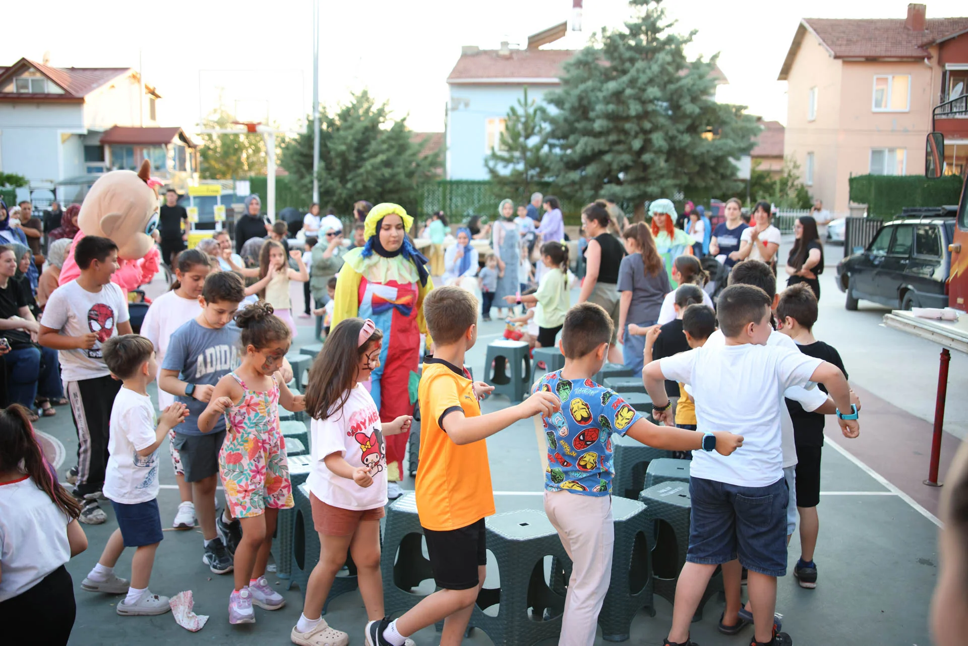 TOKAT BELEDİYESİ 2. GELENEKSEL MAHALLE ŞENLİKLERİ 15 BİN ÇOCUĞA ULAŞTI - Görsel 5
