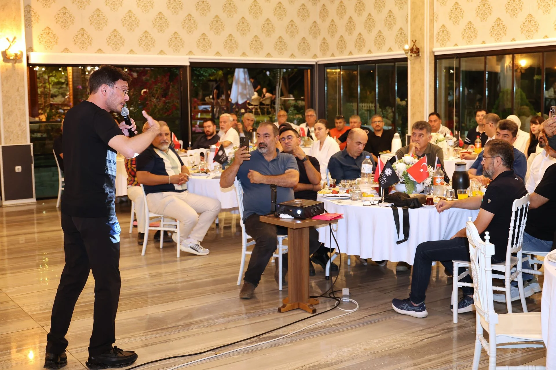 BAŞKAN YAZICIOĞLU, DOSTLAR MECLİSİ'NDE - Görsel 4
