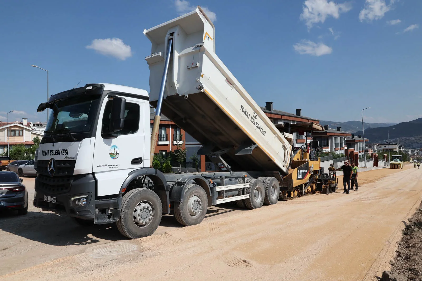 GÜNEŞLİ MAHALLESİ FİDANLIK CADDESİ’NDE ASFALT ÇALIŞMALARI TAMAMLANIYOR - Görsel 11