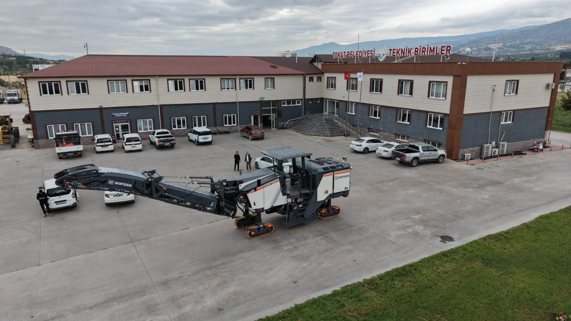 YENİ ASFALT KAZIMA MAKİNESİ HİZMETE ALINDI - Görsel 4