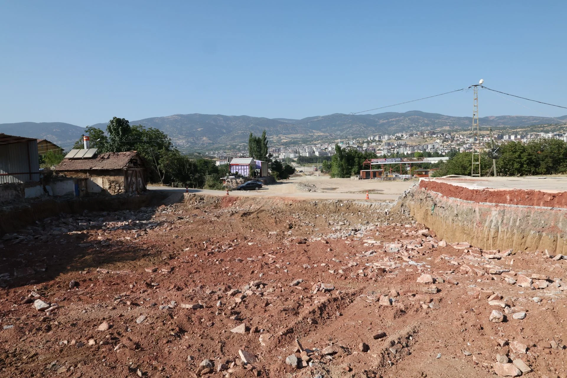 TOKAT'IN İKİ YAKASINI BİRBİRİNE BAĞLAYACAK YENİ ULAŞIM GÜZERGÂHINDA SONA GELİNDİ - Görsel 5
