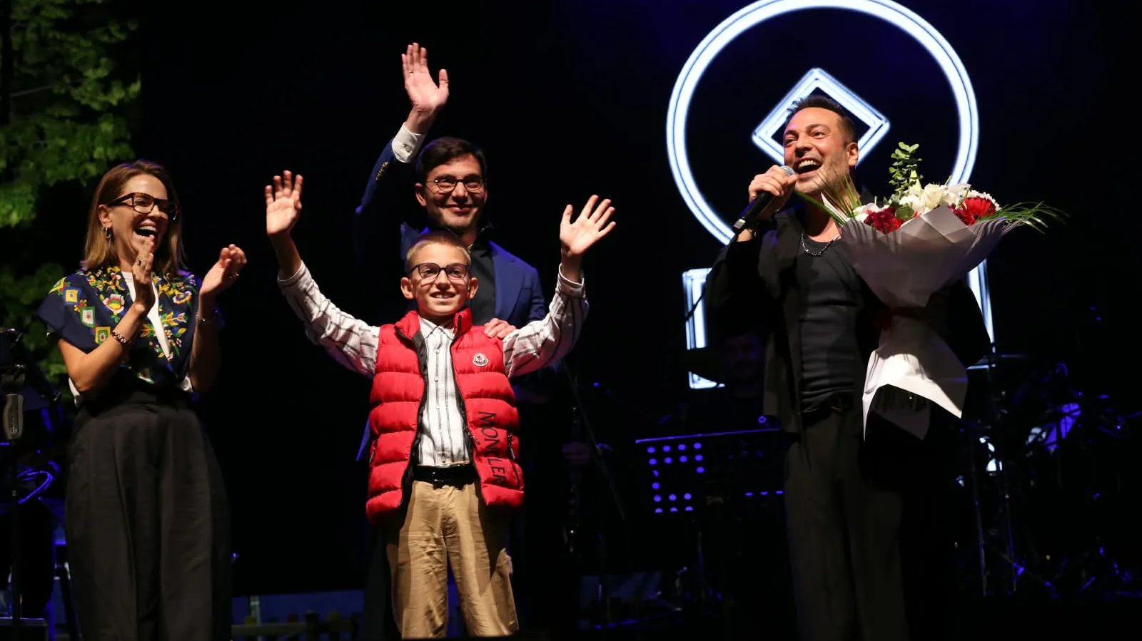OĞUZHAN KOÇ KONSERİNDE ON BİNLERCE TOKATLI BULUŞTU