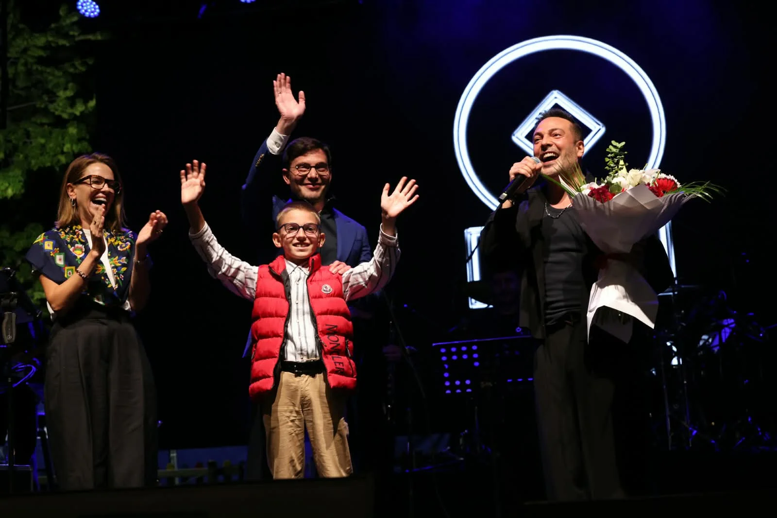 OĞUZHAN KOÇ KONSERİNDE ON BİNLERCE TOKATLI BULUŞTU - Görsel 6