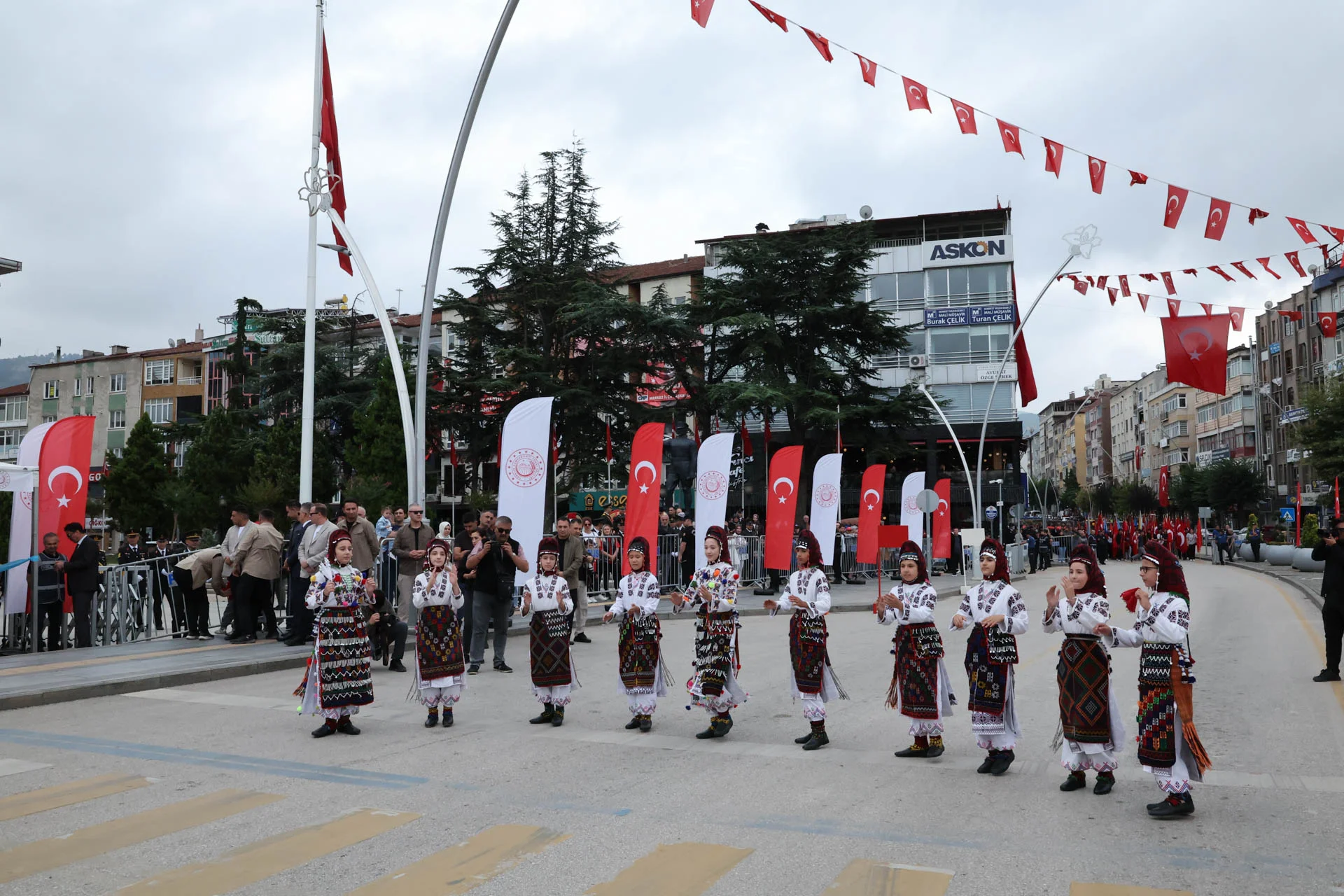 30 AĞUSTOS ZAFER BAYRAMI TOKAT’TA COŞKUYLA KUTLANDI - Görsel 6