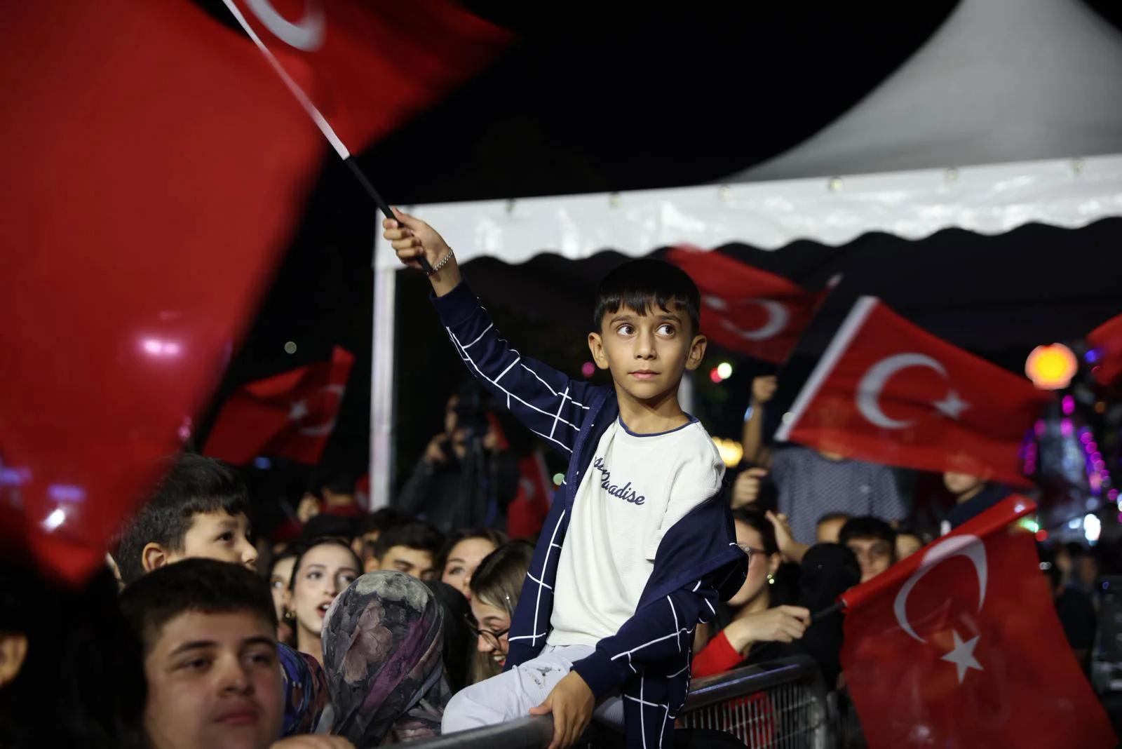 ZAFER COŞKUSU TUĞÇE KANDEMİR KONSERİYLE TAÇLANDI - Görsel 9
