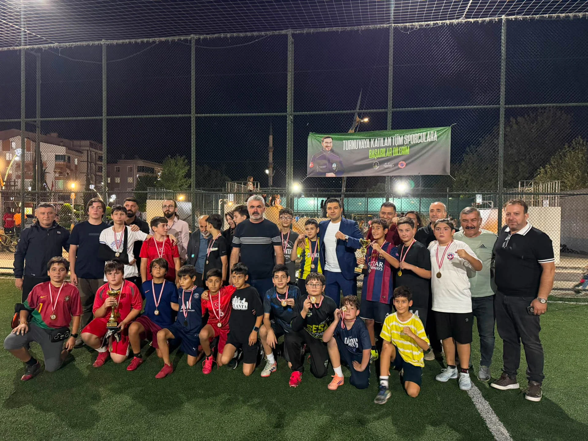 MAHALLELER ARASI FUTBOL VE 3X3 SOKAK BASKETBOLU TURNUVALARI TAMAMLANDI - Görsel 1