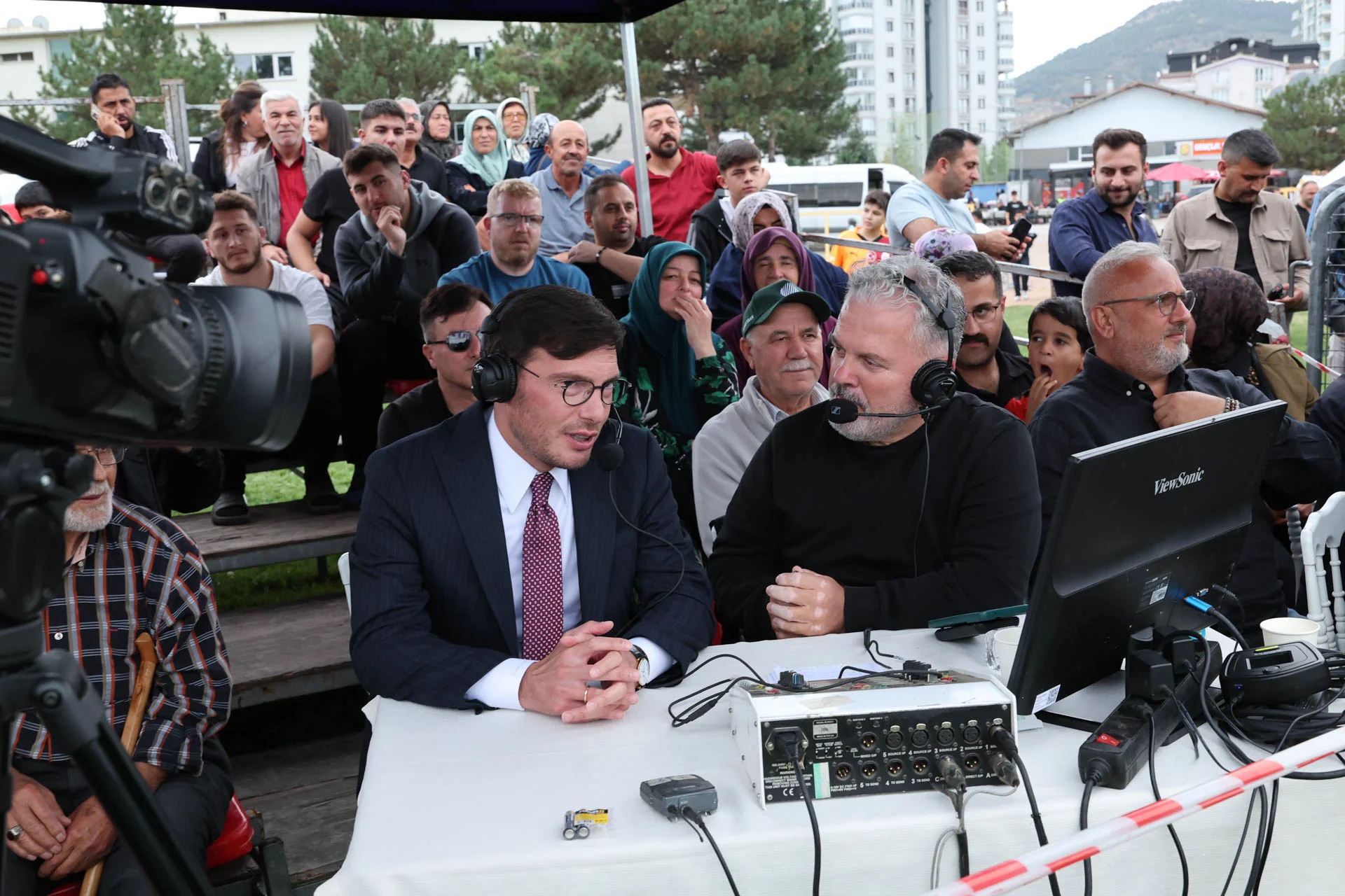 PEHLİVANLAR TOKAT’TA ER MEYDANINDA SAHNE ALDI - Görsel 5