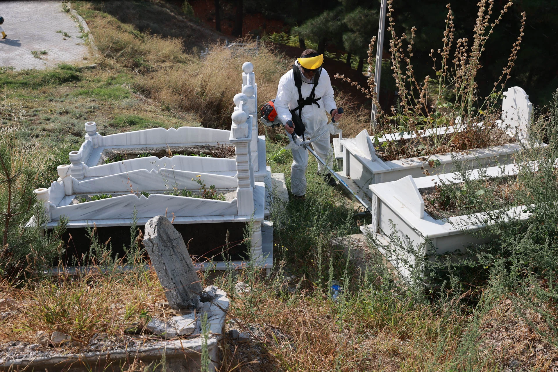 TOKAT BELEDİYESİ MEZARLIKLAR MÜDÜRLÜĞÜ’NÜN MAKİNE PARKI GÜÇLENDİRİLDİ - Görsel 12