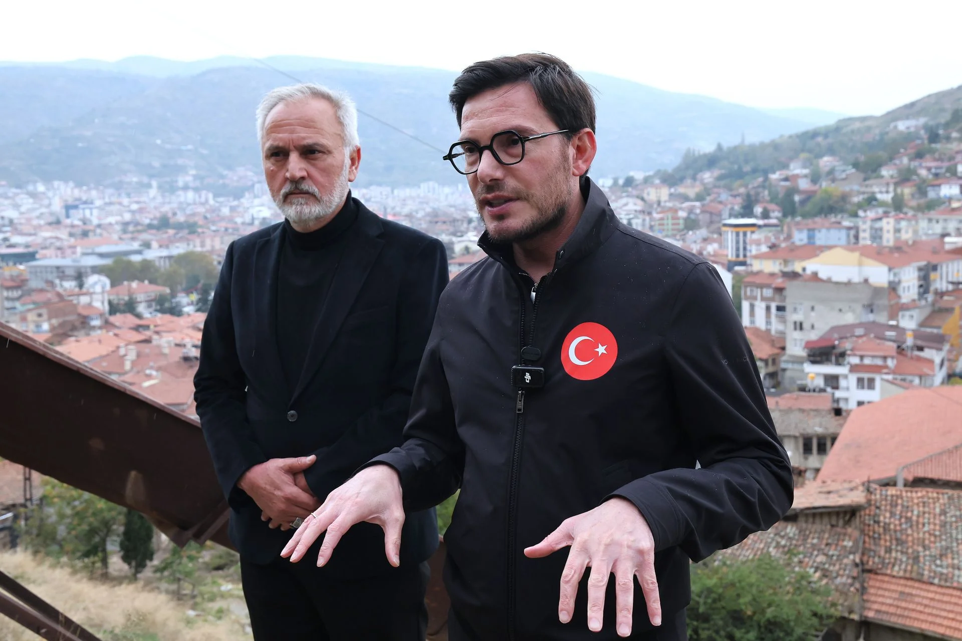 KENTSEL DÖNÜŞÜMDE YIKIM ÇALIŞMALARI SÜRÜYOR: 21 KONUTUN YIKIMI TAMAMLANDI - Görsel 6